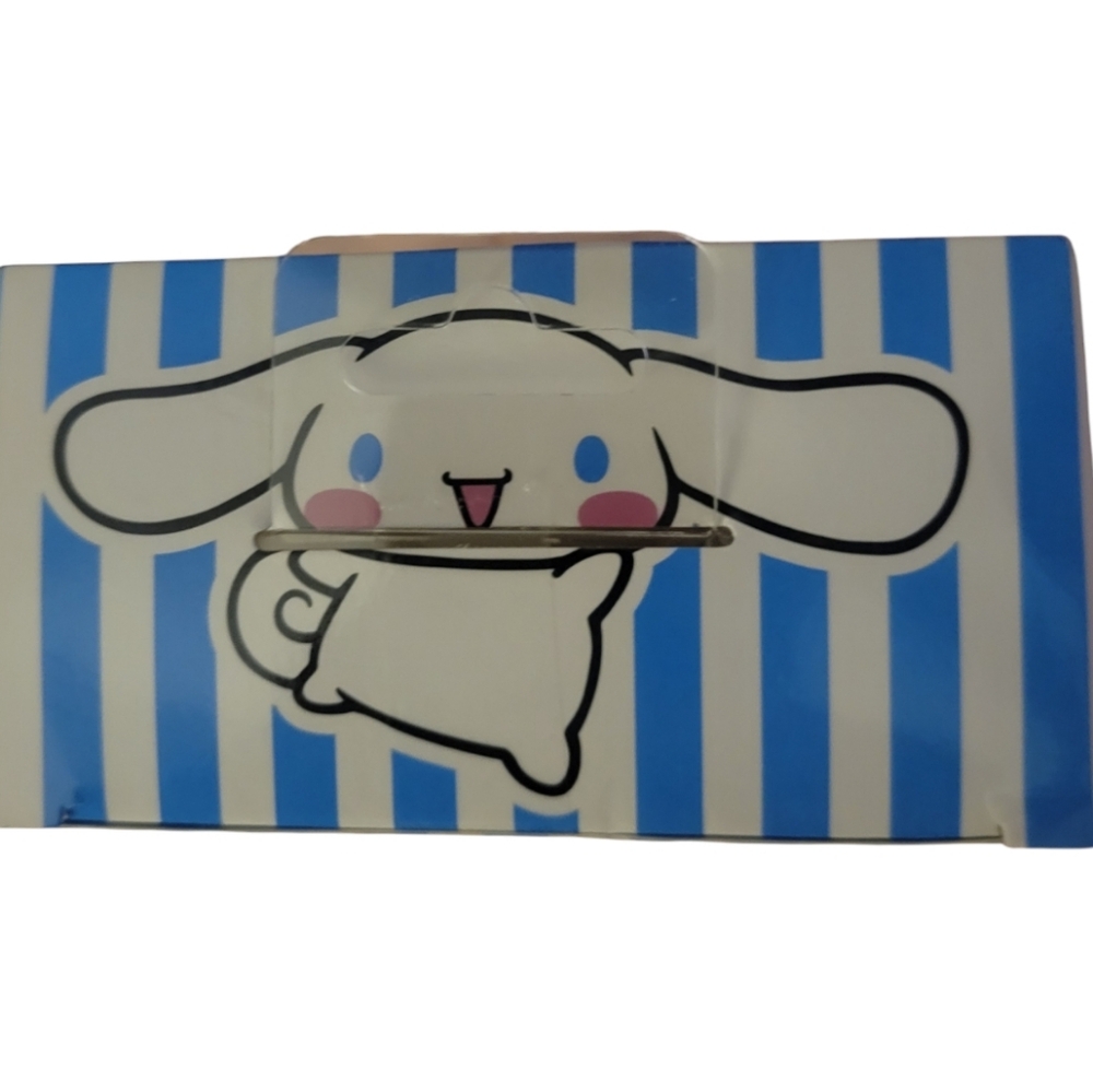 NIB Collectible Hello Kitty & Cinnamoroll & Banana Split Figurines Flocked 3+ - Picture 6 of 9